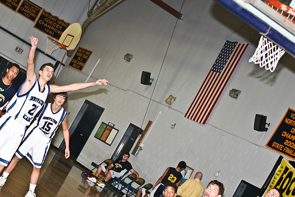 lrIACSvarsityBasketballHOMEgame-282